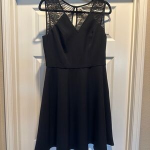 NWT WHBM Fit and Flare Black Cocktail Dress size 8 (345)